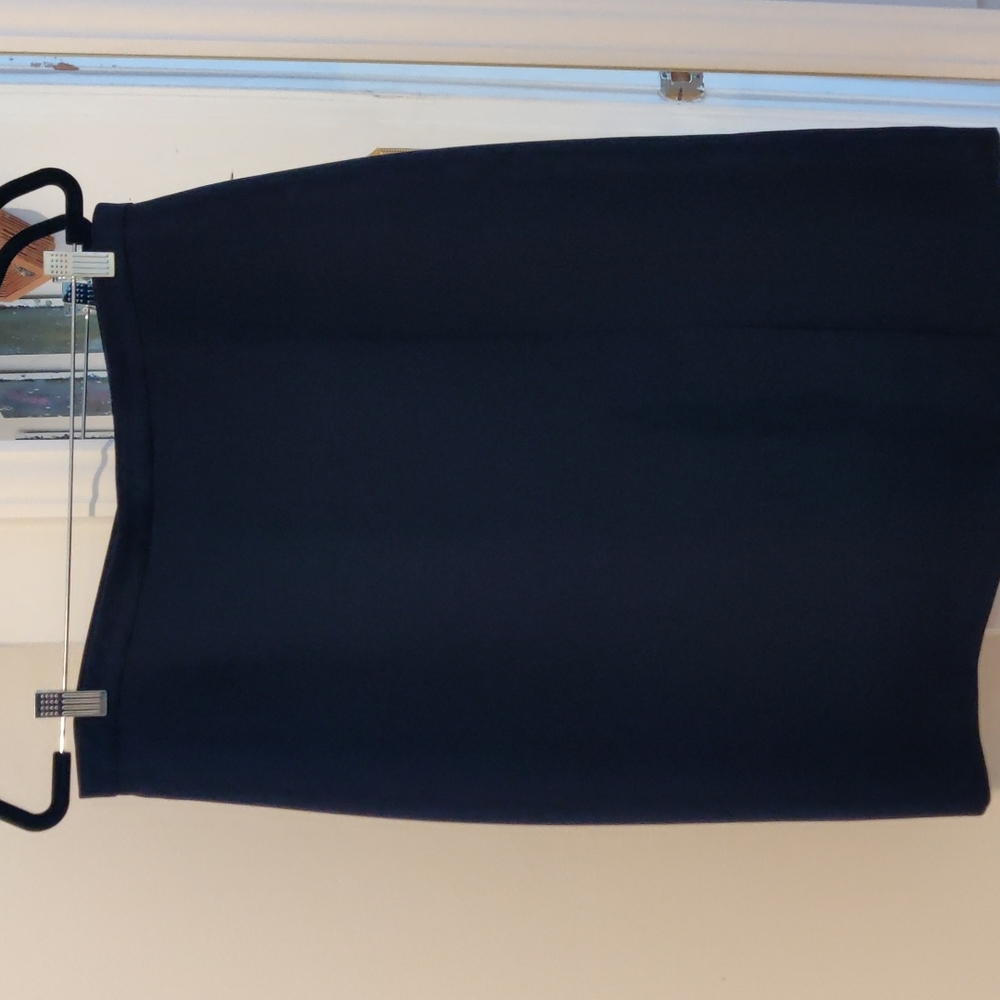 Evan Picone black skirt, size 16